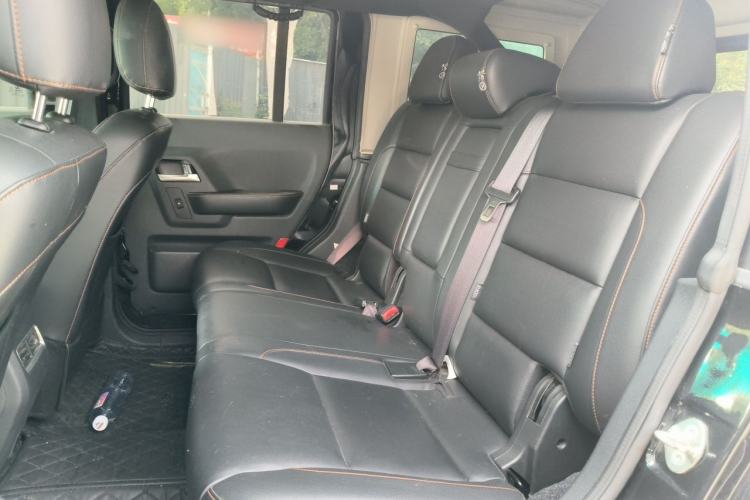 Used BAIC Off-Road BJ40 2016 40L 2.3T Automatic All-Wheel Drive Premium Edition Left Rear Seat