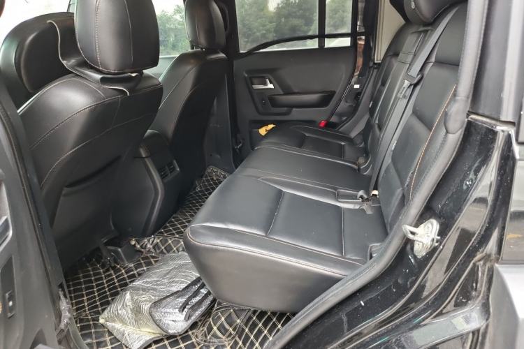 Used BAIC Off-Road BJ40 2016 40L 2.0T Manual All-Wheel Drive Prestige Edition Left Rear Seat