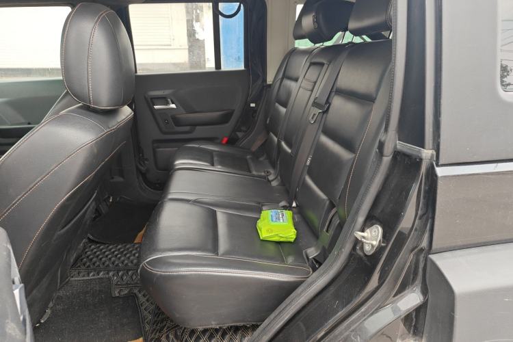 Used BAIC Off-Road BJ40 2016 40L 2.3T Automatic All-Wheel Drive Premium Edition Left Rear Seat