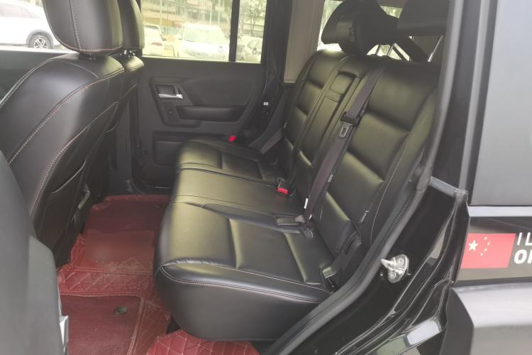 Used BAIC Off-Road BJ40 2016 40L 2.3T Automatic Two-Wheel Drive Prestige Edition Left Rear Seat