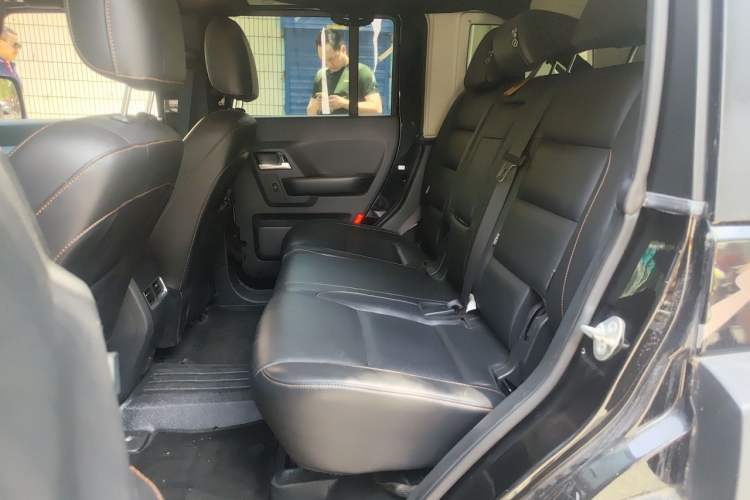 Used BAIC Off-Road BJ40 2016 40L 2.3T Automatic All-Wheel Drive Premium Edition Left Rear Seat
