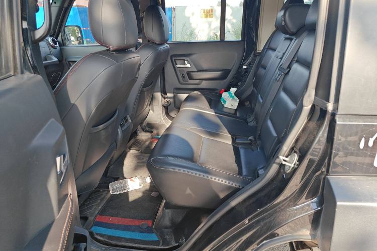 Used BAIC Off-Road BJ40 2016 40L 2.0T Manual All-Wheel Drive Prestige Edition Left Rear Seat