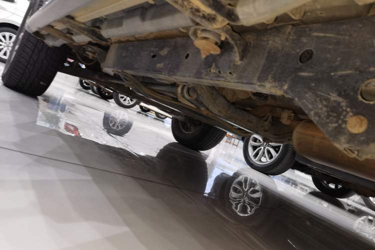 Used BAIC Off-Road BJ40 2016 40L 2.3T Automatic All-Wheel Drive Premium Edition Left Side Sill