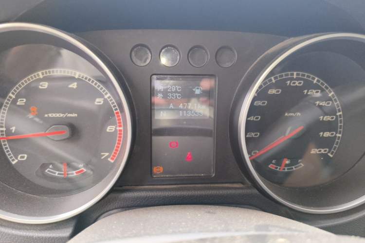 Used BAIC Off-Road BJ40 2016 40L 2.3T Automatic All-Wheel Drive Premium Edition Odometer Close Up