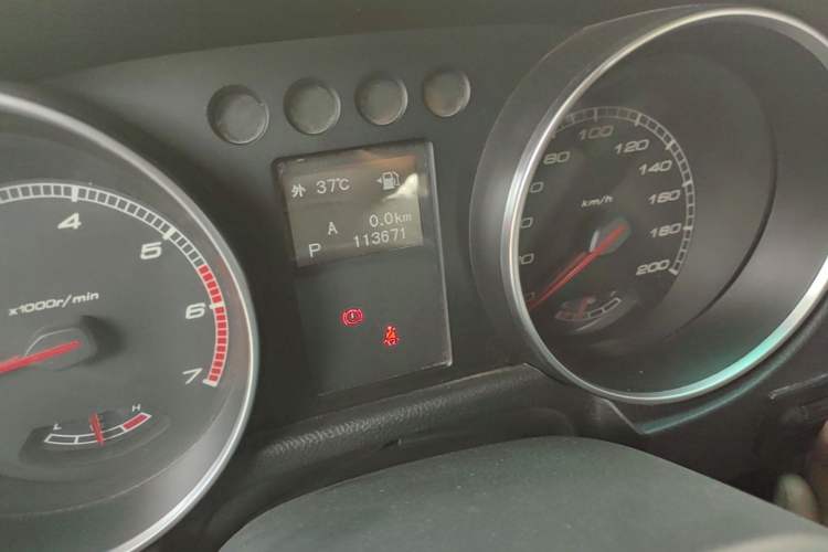 Used BAIC Off-Road BJ40 2016 40L 2.3T Automatic All-Wheel Drive Premium Edition Odometer Close Up