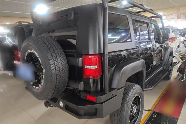 Used BAIC Off-Road BJ40 2016 40L 2.3T Automatic All-Wheel Drive Premium Edition Rear Right 45 Deg