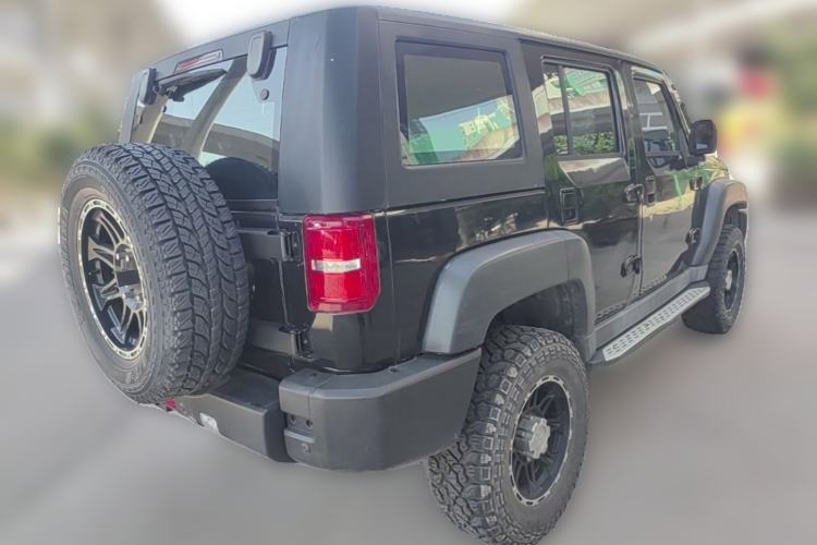 Used BAIC Off-Road BJ40 2016 40L 2.3T Automatic All-Wheel Drive Premium Edition Rear Right 45 Deg