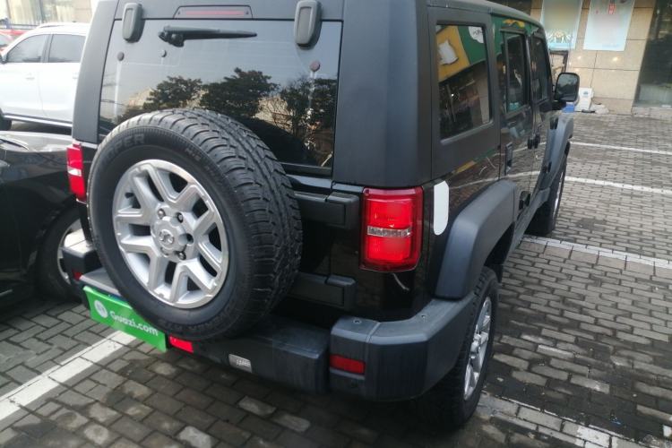 Used BAIC Off-Road BJ40 2016 40L 2.3T Automatic Two-Wheel Drive Prestige Edition Rear Right 45 Deg