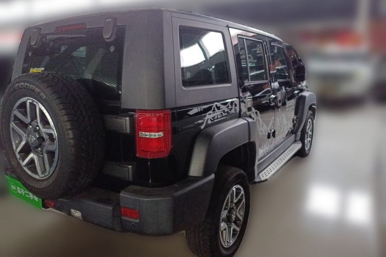 Used BAIC Off-Road BJ40 2016 40L 2.3T Automatic All-Wheel Drive Premium Edition Rear Right 45 Deg