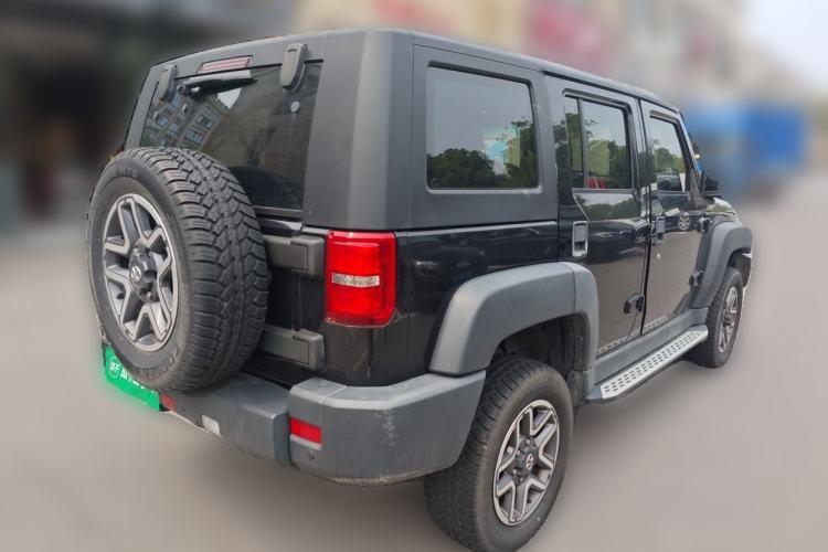 Used BAIC Off-Road BJ40 2016 40L 2.3T Automatic All-Wheel Drive Premium Edition Rear Right 45 Deg