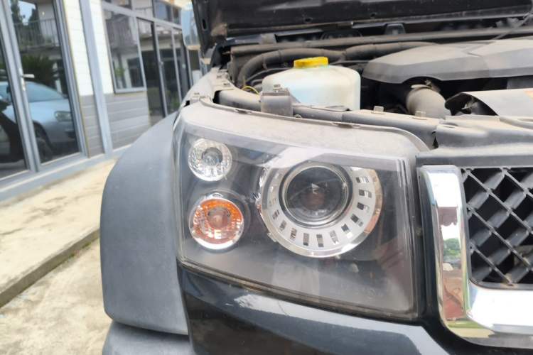 Used BAIC Off-Road BJ40 2016 40L 2.0T Manual All-Wheel Drive Prestige Edition Right Front Headlight
