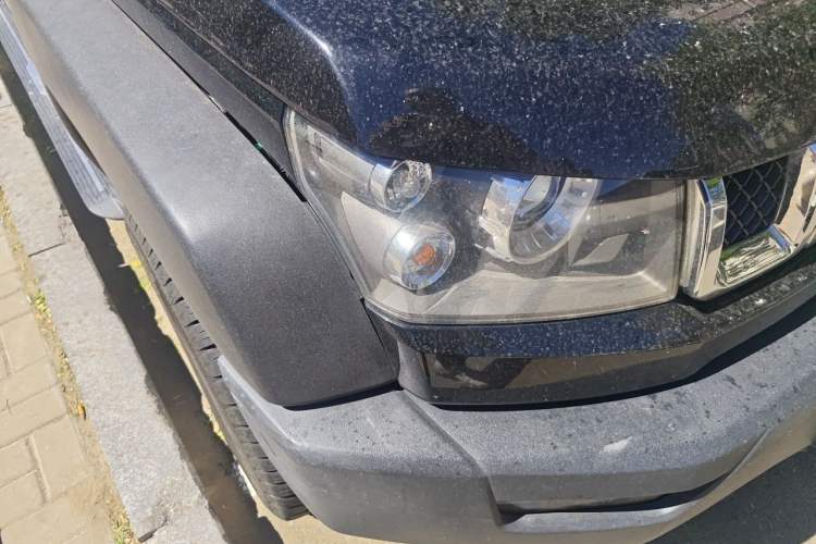 Used BAIC Off-Road BJ40 2016 40L 2.3T Automatic All-Wheel Drive Premium Edition Right Front Headlight
