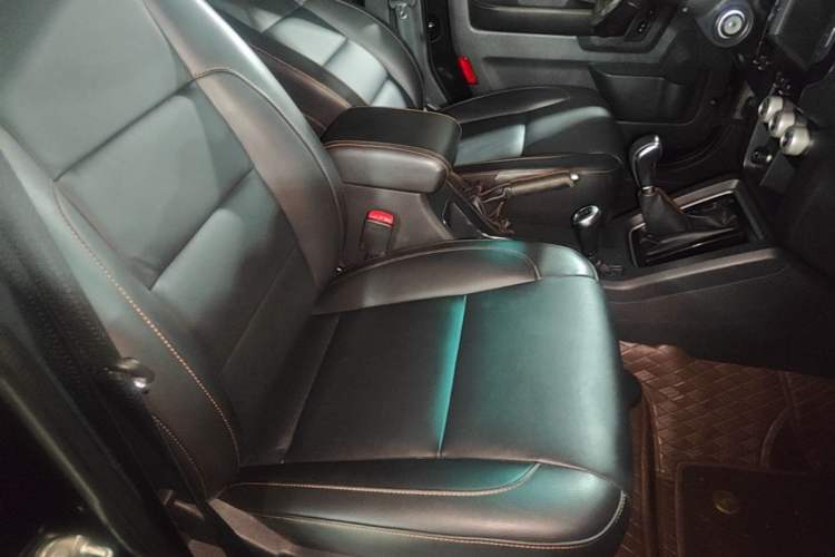 Used BAIC Off-Road BJ40 2016 40L 2.3T Automatic All-Wheel Drive Premium Edition Right Front Seat