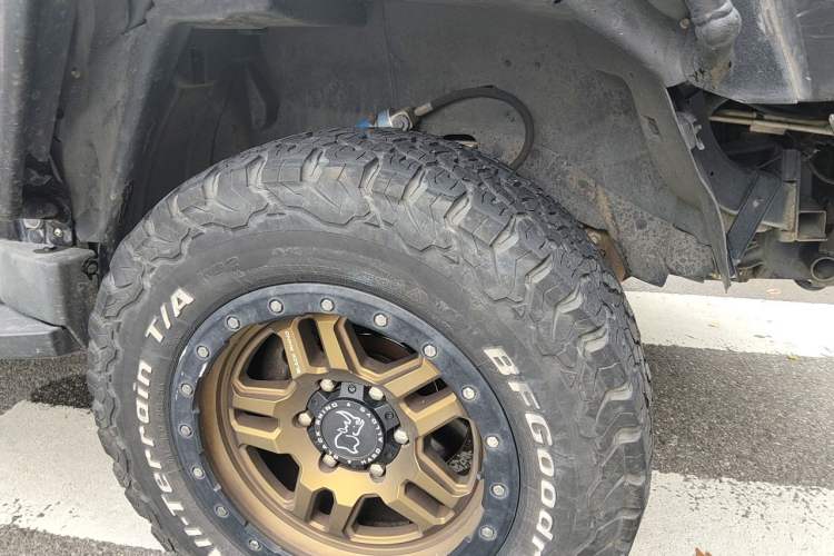 Used BAIC Off-Road BJ40 2016 2.3T Automatic Four-Wheel Drive Premium Edition Right Front Wheel Hub