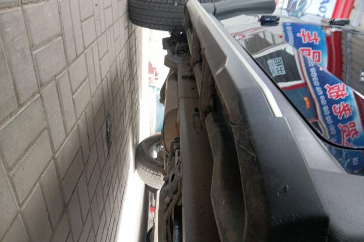 Used BAIC Off-Road BJ40 2016 40L 2.3T Automatic All-Wheel Drive Premium Edition Right Side Sill