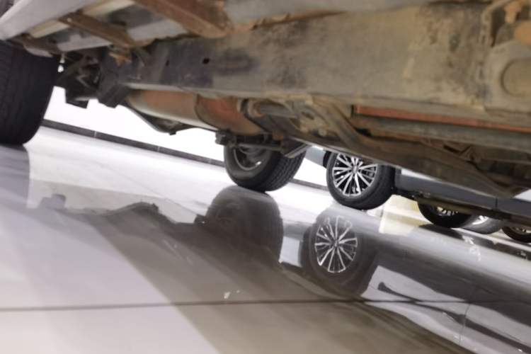 Used BAIC Off-Road BJ40 2016 40L 2.3T Automatic All-Wheel Drive Premium Edition Right Side Sill