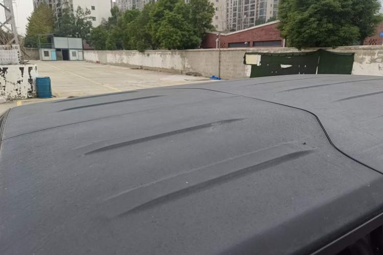 Used BAIC Off-Road BJ40 2016 40L 2.0T Manual Two-Wheel Drive Luxury Edition Roof