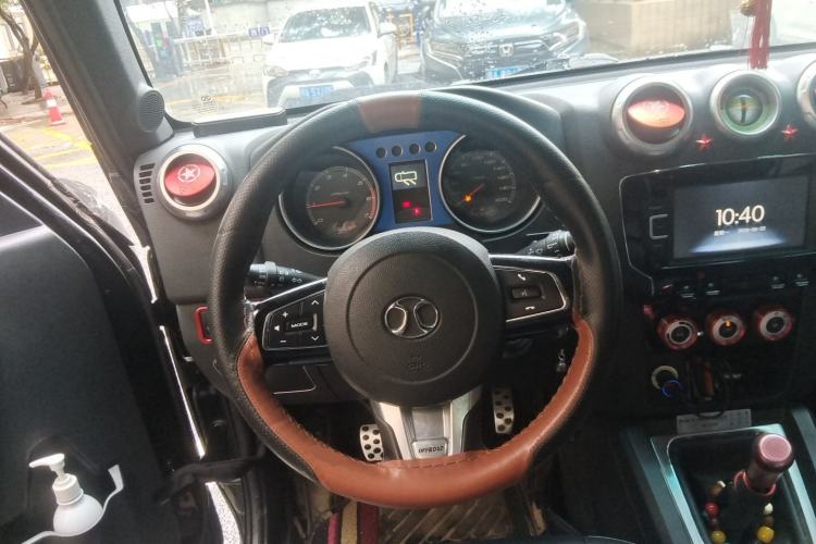 Used BAIC Off-Road BJ40 2016 40L 2.0T Manual All-Wheel Drive Prestige Edition Steering Wheel