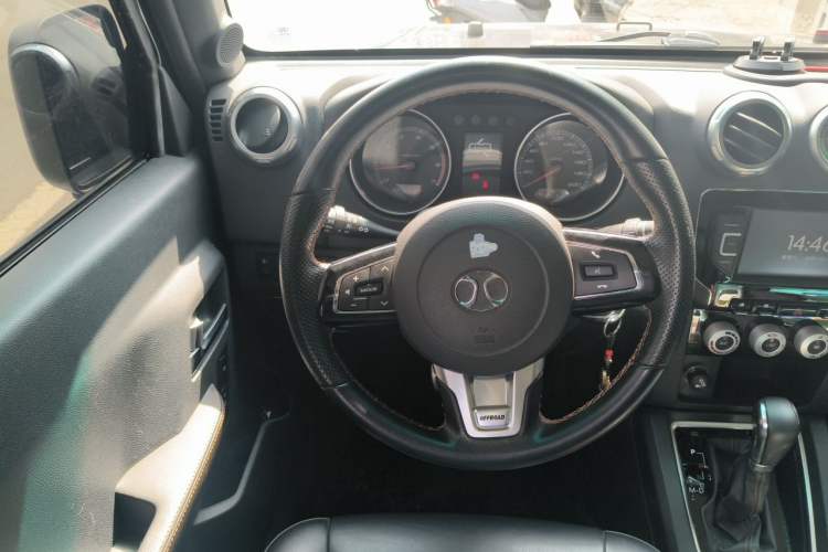 Used BAIC Off-Road BJ40 2016 40L 2.3T Automatic All-Wheel Drive Premium Edition Steering Wheel