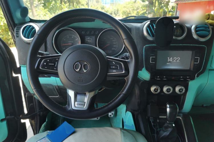 Used BAIC Off-Road BJ40 2016 40L 2.3T Automatic All-Wheel Drive Premium Edition Steering Wheel