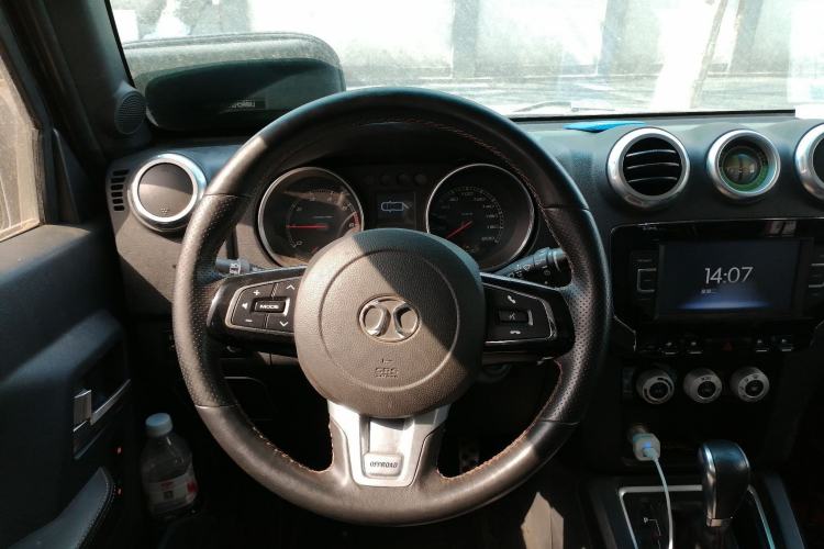 Used BAIC Off-Road BJ40 2016 40L 2.3T Automatic All-Wheel Drive Premium Edition Steering Wheel