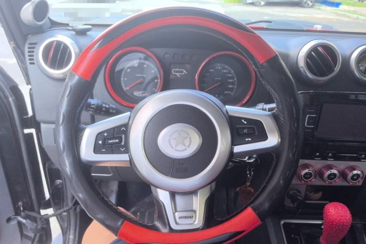 Used BAIC Off-Road BJ40 2016 40L 2.3T Automatic All-Wheel Drive Premium Edition Steering Wheel