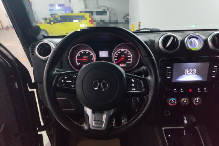 Used BAIC Off-Road BJ40 2016 40L 2.3T Automatic All-Wheel Drive Premium Edition Steering Wheel