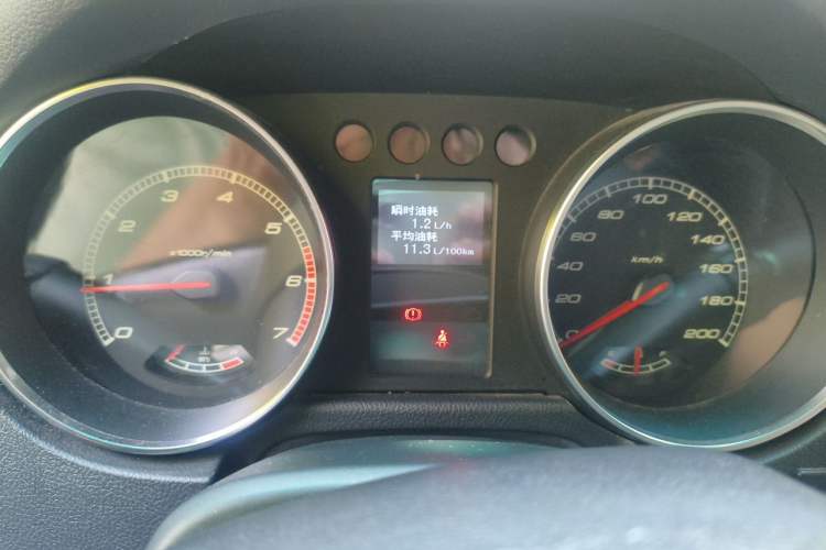 Used BAIC Off-Road BJ40 2016 2.0T Manual Four-Wheel Drive Prestige Edition Instrument Cluster