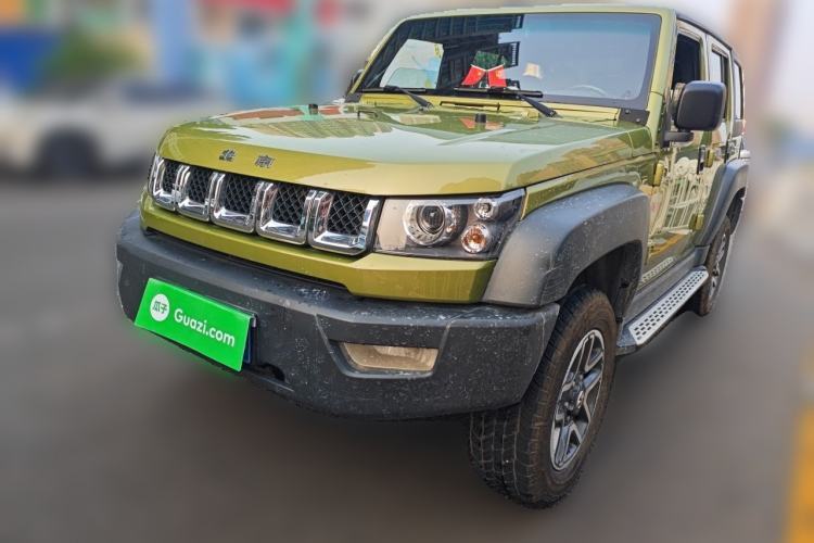Used BAIC Off-Road BJ40 2016 40L 2.3T Automatic All-Wheel Drive Premium Edition Guazi used car, China used car export, Used car for sale, Used  cars, Cheapest cars for sale