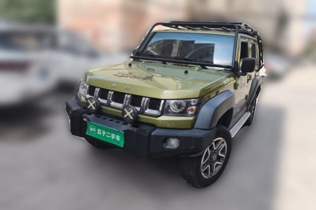 Używany BAIC Off-Road BJ40 2016 40L 2.3T Automatic All-Wheel Drive Premium Edition