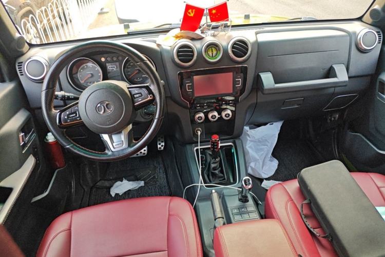 Used BAIC Off-Road BJ40 2016 40L 2.3T Automatic All-Wheel Drive Premium Edition Center Console