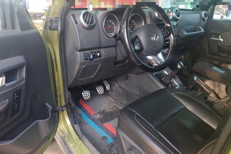 Used BAIC Off-Road BJ40 2016 40L 2.0T Manual All-Wheel Drive Prestige Edition Driver Seat