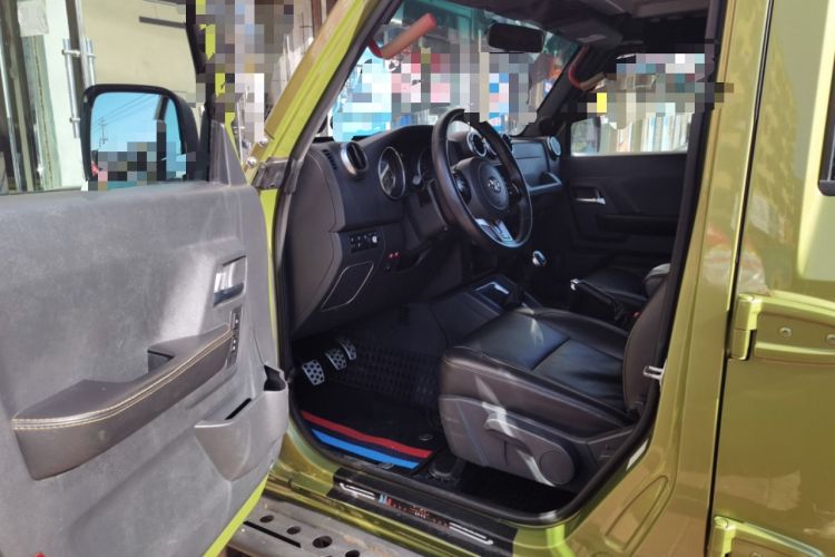 Used BAIC Off-Road BJ40 2016 40L 2.0T Manual All-Wheel Drive Prestige Edition Driver Seat