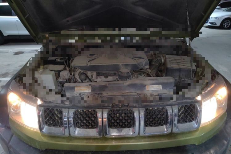 Used BAIC Off-Road BJ40 2016 40L 2.3T Automatic All-Wheel Drive Premium Edition Engine Bay