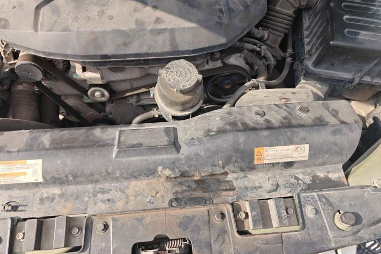 Used BAIC Off-Road BJ40 2016 40L 2.3T Automatic All-Wheel Drive Premium Edition Engine Bay