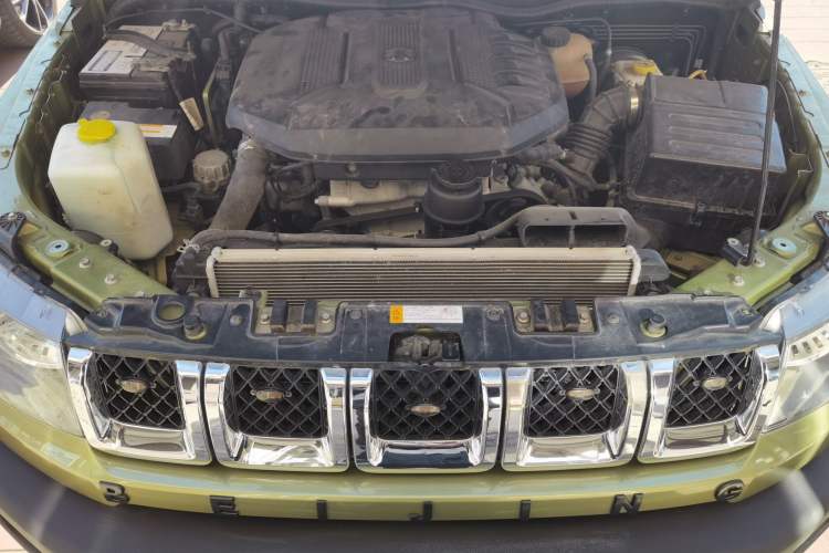 Used BAIC Off-Road BJ40 2016 40L 2.0T Manual All-Wheel Drive Prestige Edition Engine Bay