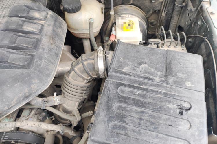 Used BAIC Off-Road BJ40 2016 40L 2.3T Automatic All-Wheel Drive Premium Edition Engine Bay Left