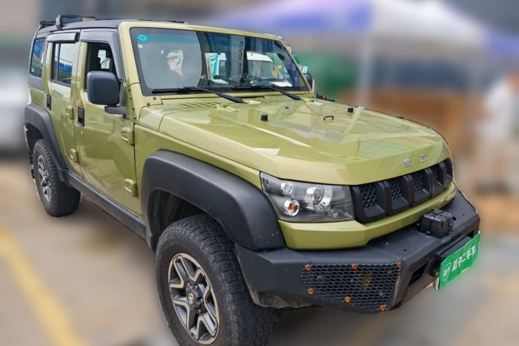 Used BAIC Off-Road BJ40 2016 40L 2.3T Automatic All-Wheel Drive Premium Edition Front Right 45 Deg