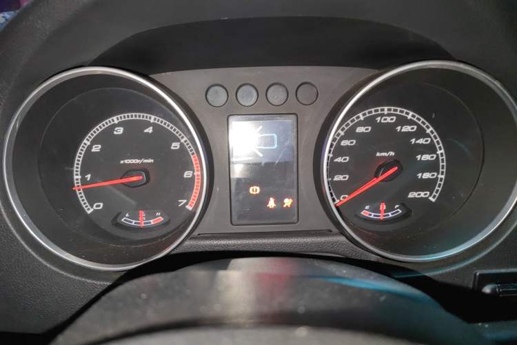 Used BAIC Off-Road BJ40 2016 40L 2.3T Automatic All-Wheel Drive Premium Edition Instrument Cluster