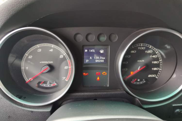 Used BAIC Off-Road BJ40 2016 40L 2.3T Automatic Two-Wheel Drive Prestige Edition Instrument Cluster