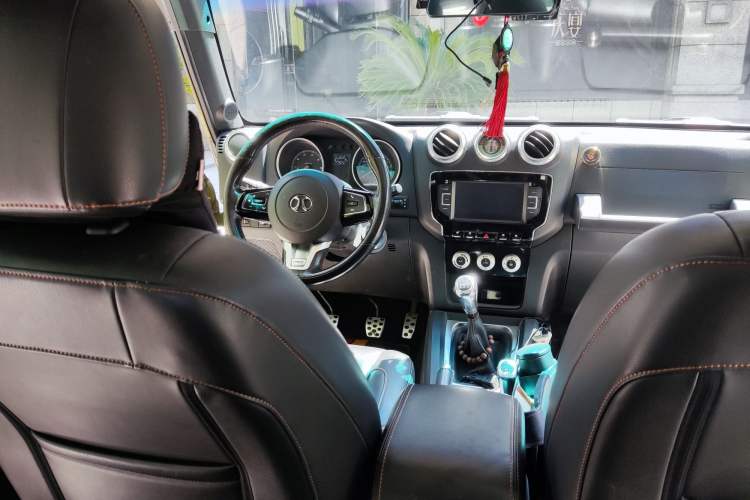 Used BAIC Off-Road BJ40 2016 40L 2.0T Manual All-Wheel Drive Prestige Edition Interior 1