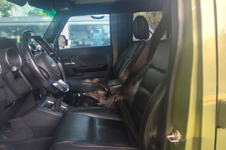 Used BAIC Off-Road BJ40 2016 40L 2.0T Manual All-Wheel Drive Prestige Edition Left Front Seat