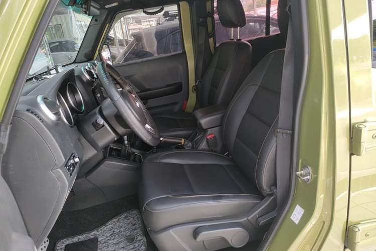 Used BAIC Off-Road BJ40 2016 40L 2.3T Automatic All-Wheel Drive Premium Edition Left Front Seat