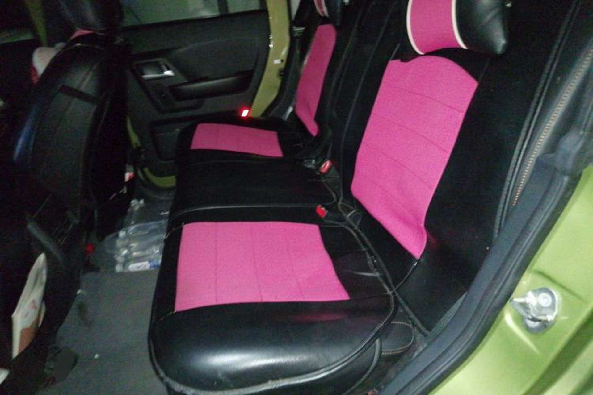Used BAIC Off-Road BJ40 2016 2.0T Manual Four-Wheel Drive Prestige Edition Left Rear Seat