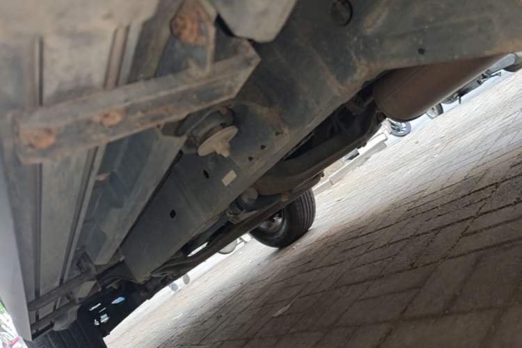 Used BAIC Off-Road BJ40 2016 40L 2.0T Manual All-Wheel Drive Prestige Edition Left Side Sill