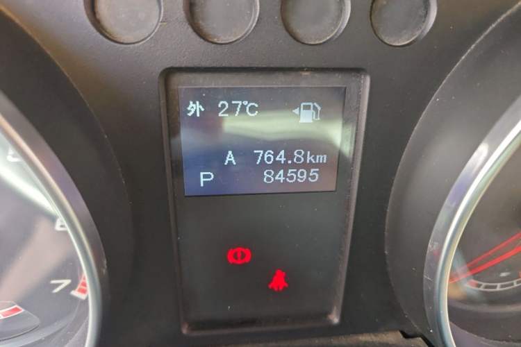 Used BAIC Off-Road BJ40 2016 2.3T Automatic Four-Wheel Drive Premium Edition Odometer Close Up