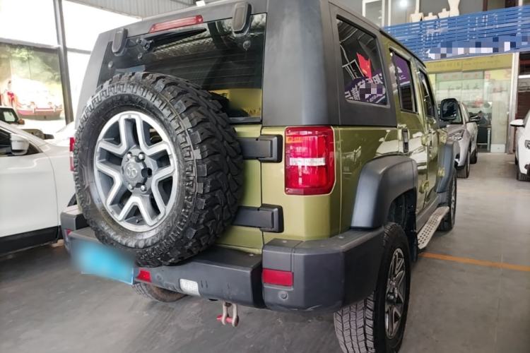 Used BAIC Off-Road BJ40 2016 40L 2.3T Automatic All-Wheel Drive Premium Edition Rear Right 45 Deg
