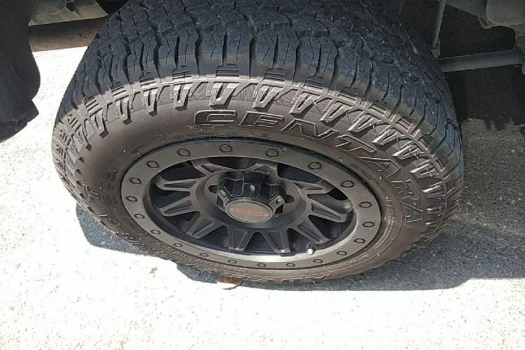 Used BAIC Off-Road BJ40 2016 40L 2.3T Automatic Two-Wheel Drive Prestige Edition Right Rear Wheel Hub