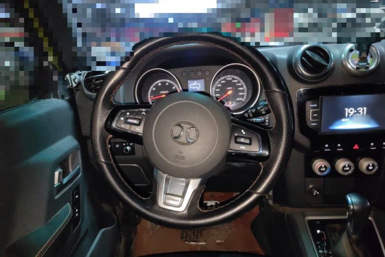 Used BAIC Off-Road BJ40 2016 40L 2.3T Automatic All-Wheel Drive Premium Edition Steering Wheel