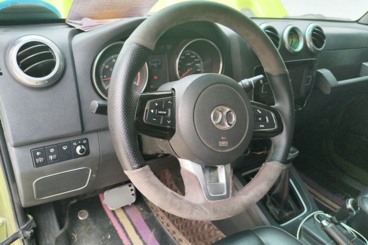 Used BAIC Off-Road BJ40 2016 2.3T Automatic Four-Wheel Drive Premium Edition Steering Wheel